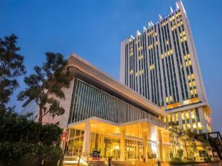 JS Luwansa Hotel and Convention Center