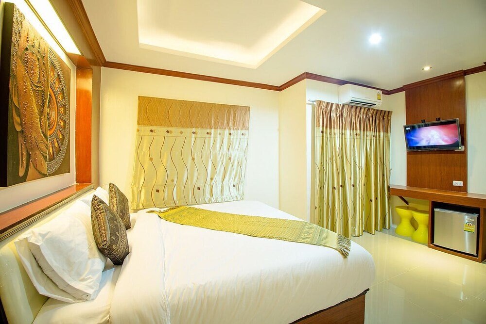 IL MARE PATONG PLACE