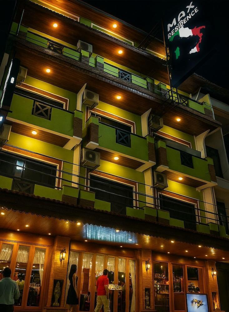 Max Residence