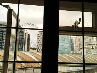 The Walrus Bar and Hostel