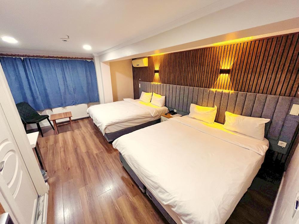 Naila Hotel
