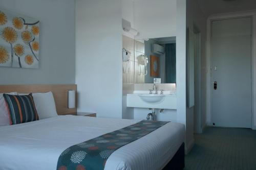 Markets Hotel