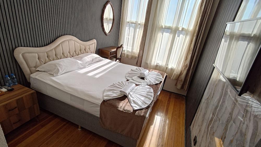 Nuray Hotel