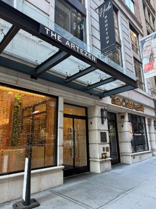 Artezen Hotel