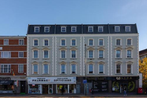 Spacious Clapham Apartments