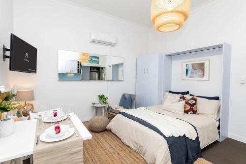 COZY BEACH FRONT STUDIO WITH AIRCON