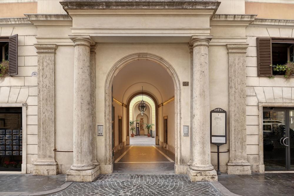 Borghese Contemporary Hotel