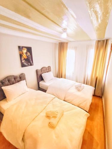 Taksim History Wooden Hostel