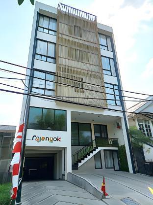 NYENYAK MRT Lebak Bulus Simatupang