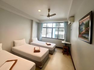 Merry V Guesthouse
