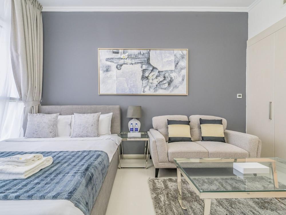 Primestay - Carson C Studio, Damac Hills