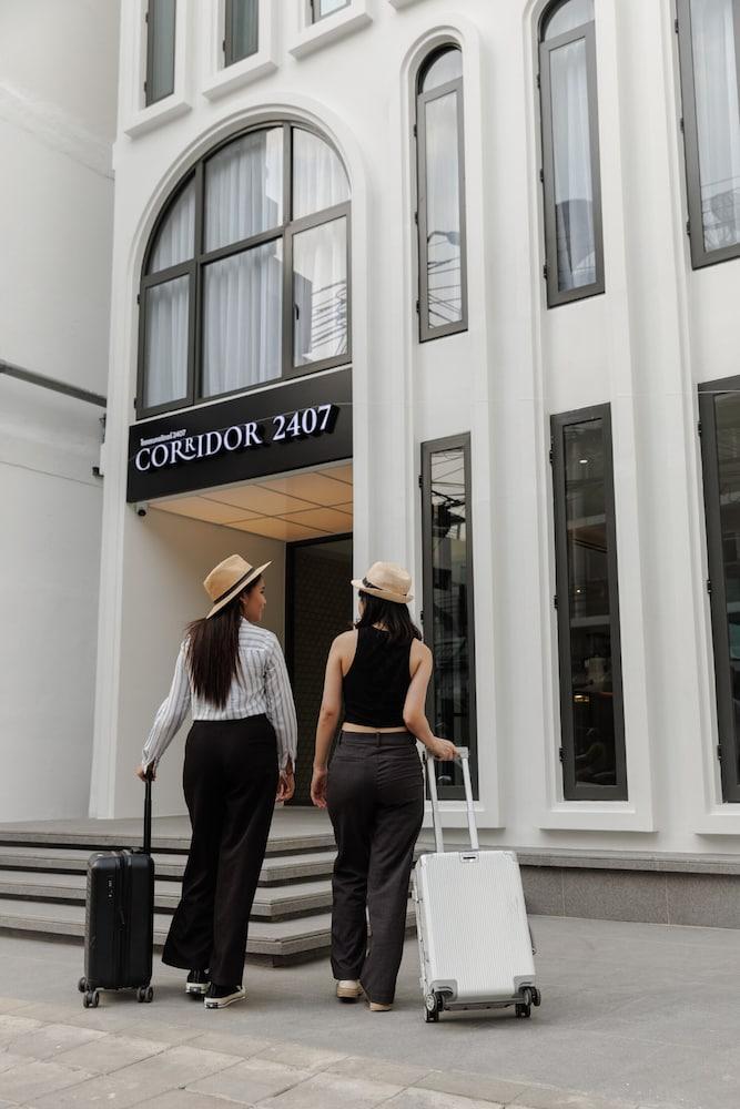 Corridor2407 Hotel