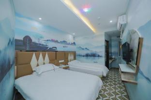 Huzhong Hotel