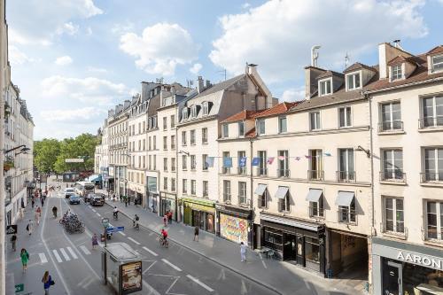 Villa Bastille with Services by Pick A Flat