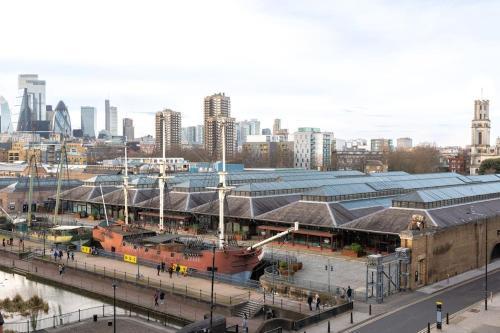 Modern & Comfortable Flat - Tobacco Dock - Wapping