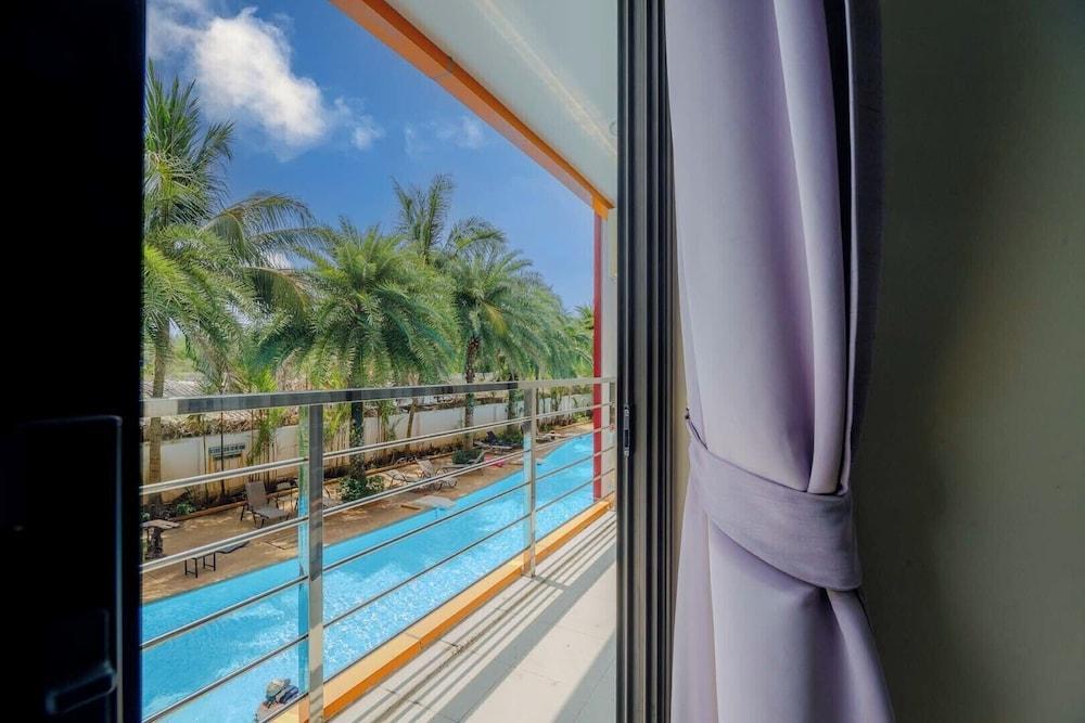 Beachfront 1Bed Condo Maikhao Beach MBC2