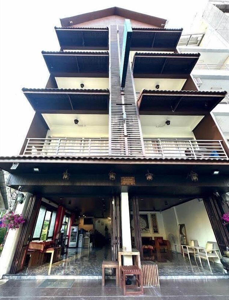 Thai Classic House