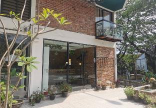 Just In Boutique Hotel