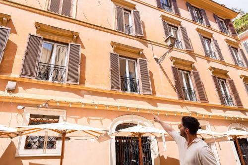 NEXT TO BVLGARI HOTEL - RomeDreamHome