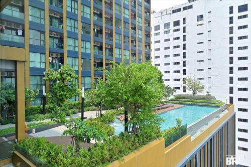Lumpini Suite Phetchaburi-Makkasan