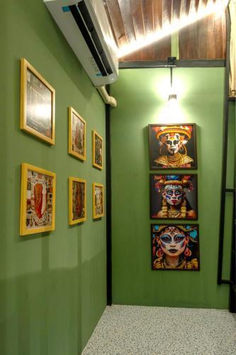 Main gallery