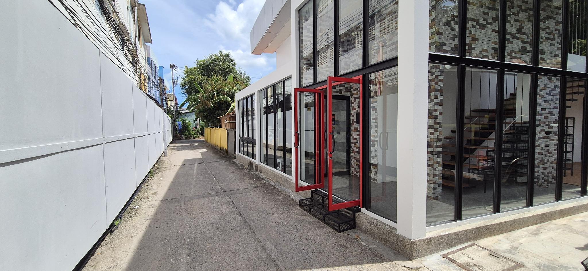 Samui Beach Hostel