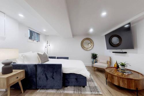 Fresh and Modern Guest Suite