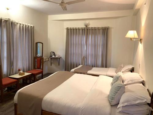 Hotel Raraa