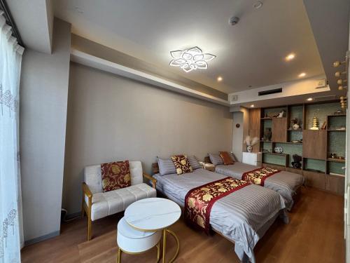 MIYAVI hotel