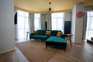 Bird Nest Suites
