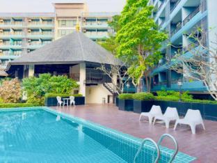 Baan Bangsarey Hotels