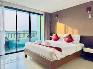 Baan Bangsarey Hotels