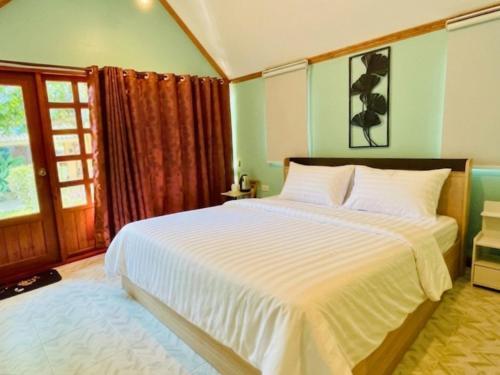 Suan Maitrichit Resort