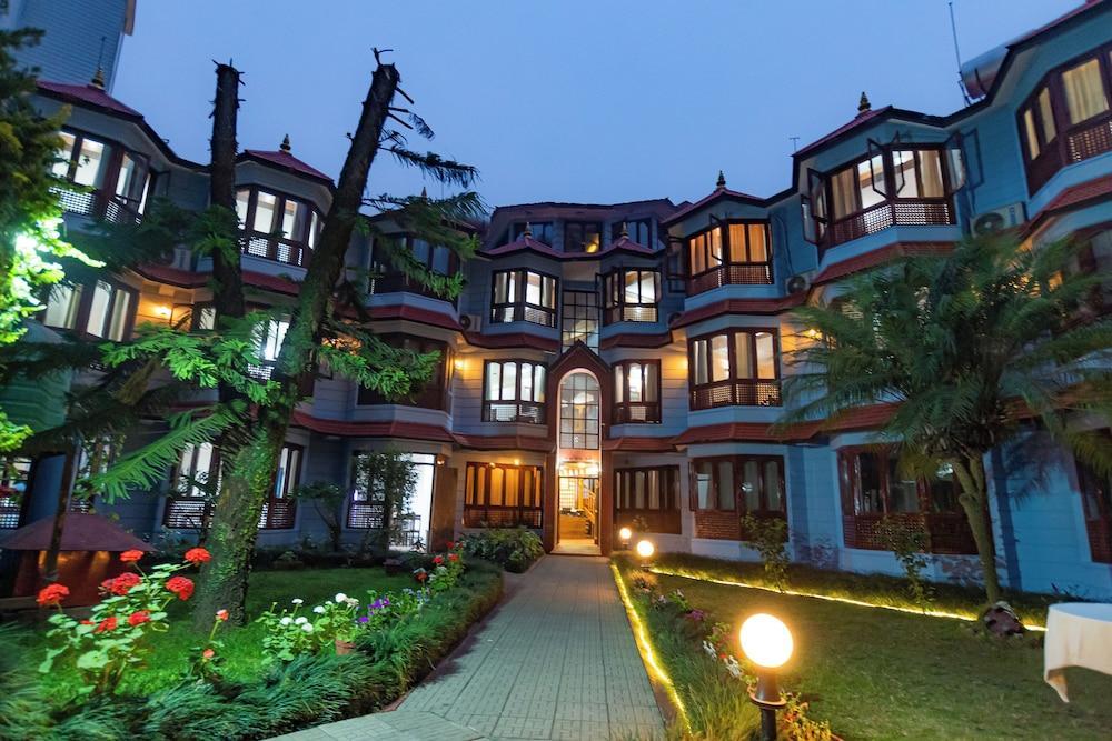 Amber Royel Hotel