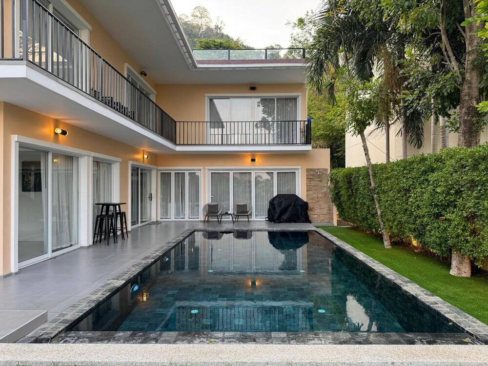 Luxury with Ocean Views&Private Rooftop