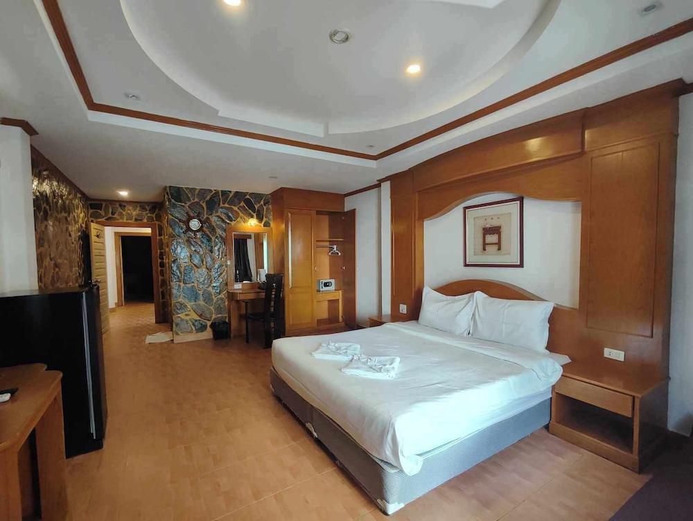 Patong Rockshore