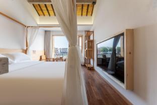 Floral Hotel Dongjing B&B