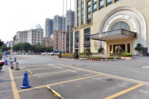 JIN MAN FU INTERATIONAL HOTEL
