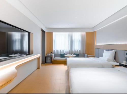 Ji Hotel Shanghai University Hutai Road
