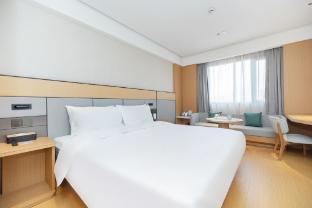 Ji Hotel Shanghai Daning Yichuan Road