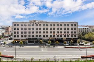 Ji Hotel Shanghai Chunshen Road