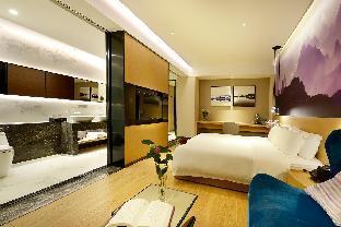 Paradigm Hotel