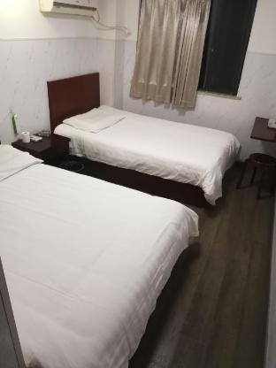 Longyao Hotel