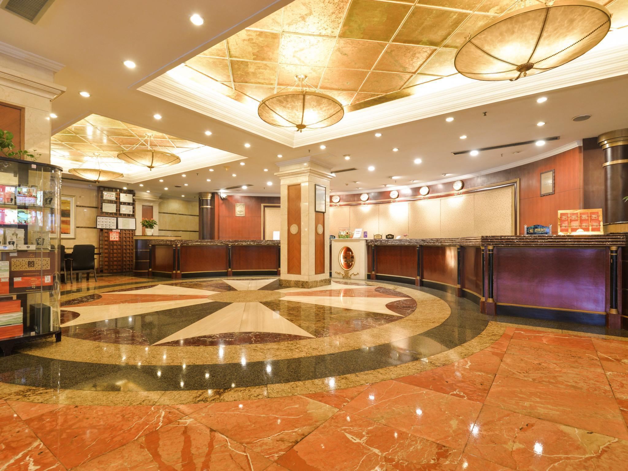 New Pearl River Hotel