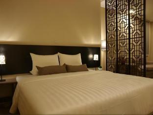Spring Hotel