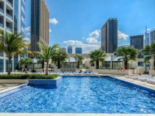 Dubai Marina Walk Studio Apartment with Pool & Gym access, Steps to Beach & Tram Station