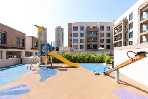 Ahlan HH - 1BR Haven with Study Room - Eleganz by Danube