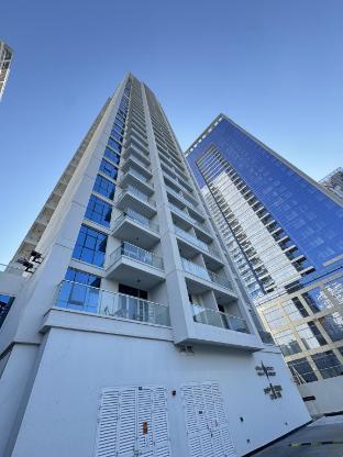 Stunning Marina View Luxury Studio One