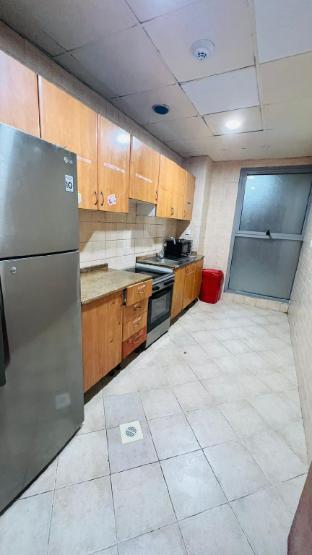 Astonished Partition Room in Barsha Heights