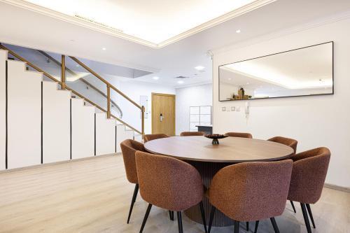 Next'Living - Luxury Private Room in a Shared Villa
